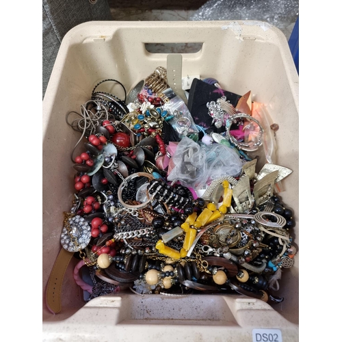 375 - Approx. 23kg of costume jewellery