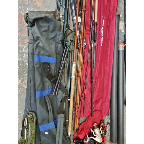 541 - A large collection of various fishing tackle to include bagged Avanti RDX3 Advanced 11/13/15 four pi... 