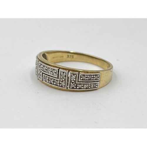 1087 - A hallmarked Birmingham 9ct gold 0.1ct diamond ring, size O½ - approx. gross weight 2.15 grams