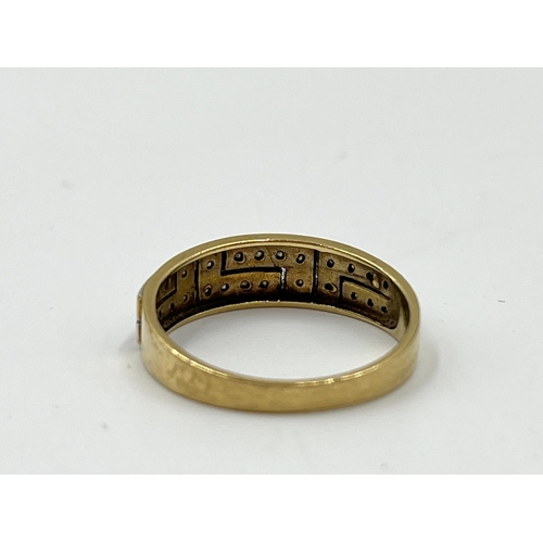 1087 - A hallmarked Birmingham 9ct gold 0.1ct diamond ring, size O½ - approx. gross weight 2.15 grams