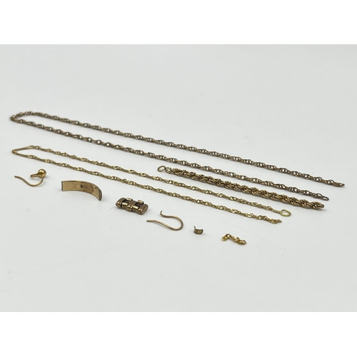 1094 - A collection of scrap 9ct gold - approx. gross weight 5.3 grams