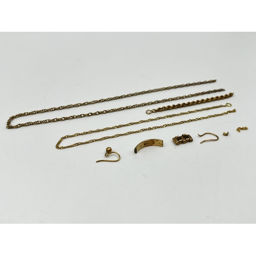 1094 - A collection of scrap 9ct gold - approx. gross weight 5.3 grams