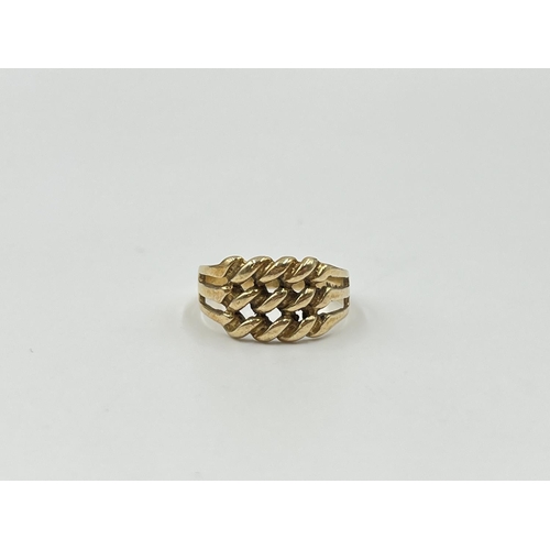 1098 - A hallmarked London 9ct gold keeper ring, size L½ - approx. gross weight 2.5 grams