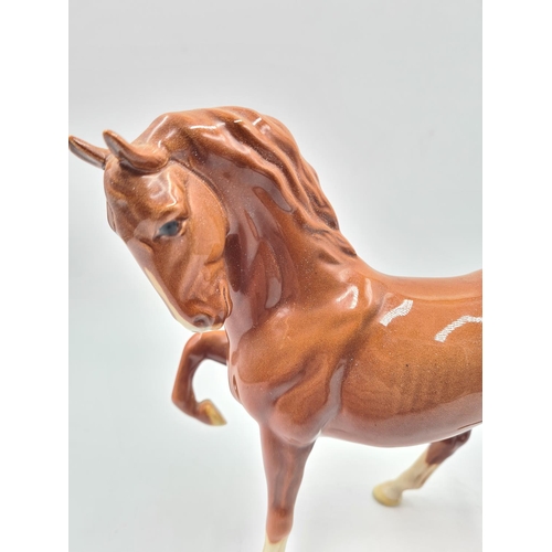 246B - A Beswick horse figurine - approx. 19cm high x 20cm long