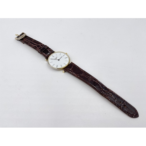 1126 - A quartz men's wristwatch