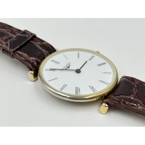 1126 - A quartz men's wristwatch