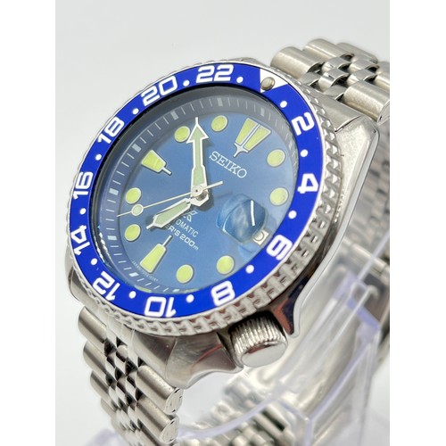 1168A - A Seiko X automatic 42mm modded men's wristwatch - ref. 7002-700J