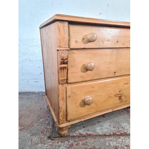 46 - A Victorian pine chest of three drawers - approx. 82cm high x 96cm wide x 54cm deep