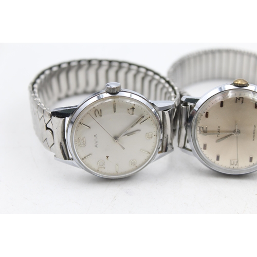 1232 - Four vintage mechanical men's wristwatches to include Rotary, Avia etc.