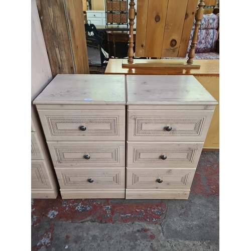 104 - A pair of Alstons Furniture pine effect bedside chests of three drawers - approx. 77cm high x 46cm w... 