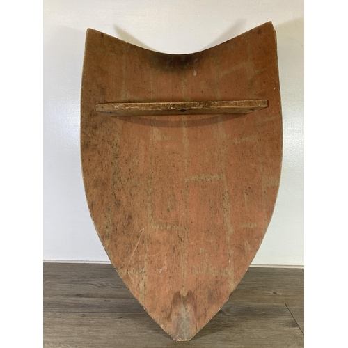 505 - A Medieval style hand painted wooden re-enactment shield - approx. 75cm high x 46cm wide