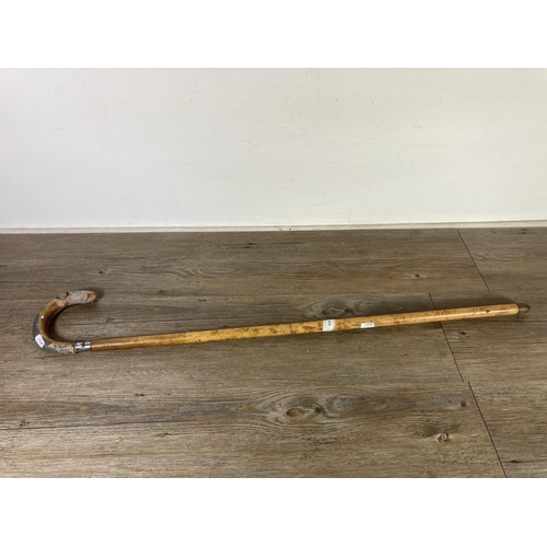 518 - A vintage bamboo effect metal folding walking/seat stick - approx. 89cm long