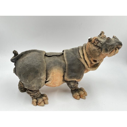 202 - A Country Artists A Breed Apart 01918 Wallow hippo figurine