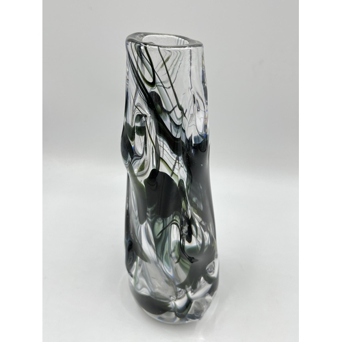 208 - A 1960s Whitefriars knobbly glass 24cm vase designed by William Wilson and Harry Dyer