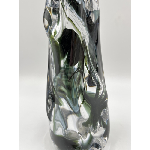 208 - A 1960s Whitefriars knobbly glass 24cm vase designed by William Wilson and Harry Dyer