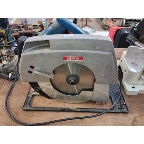 583 - A Ryobi W-8402C 240v speed saw