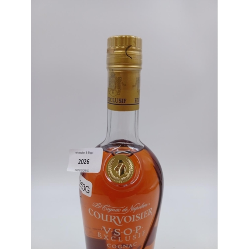 548 - A 70cl bottle of Courvoisier V.S.O.P. Exclusif Cognac - bottled at 40%