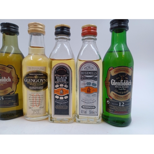 604 - Seventeen whisky miniatures to include Glenfiddich Solera Reserve 15-year-old single malt, Inverey 1... 