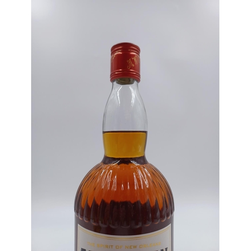 571 - A 1L bottle of Southern Comfort Original whiskey liqueur - bottled at 35%