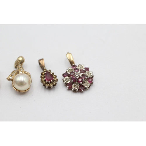 1026 - Four 9ct gold gemstone pendants to include ruby, amethyst, pearl etc. - approx. gross weight 3.6 gra... 