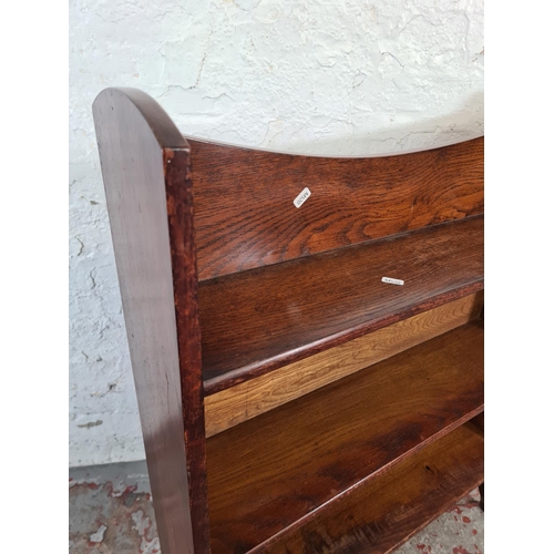 78 - A mid 20th century oak three tier bookcase - approx. 97cm high x 77cm wide x 18cm deep