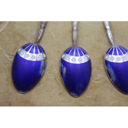 1261 - A cased set of five George V hallmarked Birmingham silver guilloche enamel tea spoons, dated 1919 - ... 