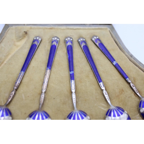 1261 - A cased set of five George V hallmarked Birmingham silver guilloche enamel tea spoons, dated 1919 - ... 