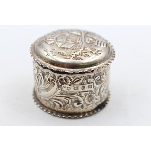 1262 - A Victorian George Nathan & Ridley Hayes hallmarked Birmingham silver pill/trinket box, dated 1891 -... 