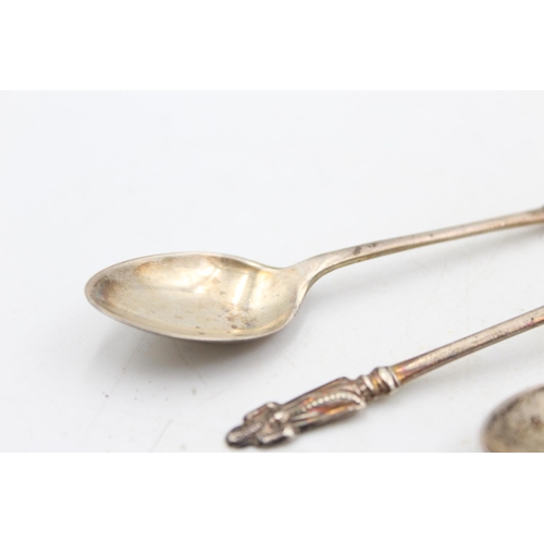 1266 - Five Edwardian W S Savage & Co. hallmarked Sheffield silver Apostle teaspoons, dated 1901 - approx. ... 