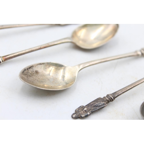 1266 - Five Edwardian W S Savage & Co. hallmarked Sheffield silver Apostle teaspoons, dated 1901 - approx. ... 