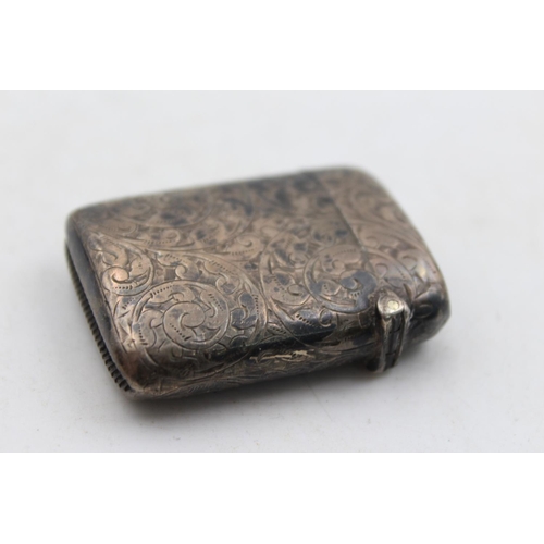 1267 - An Edwardian Matthew John Jessop hallmarked London silver vesta case, dated 1903 - approx. gross wei... 