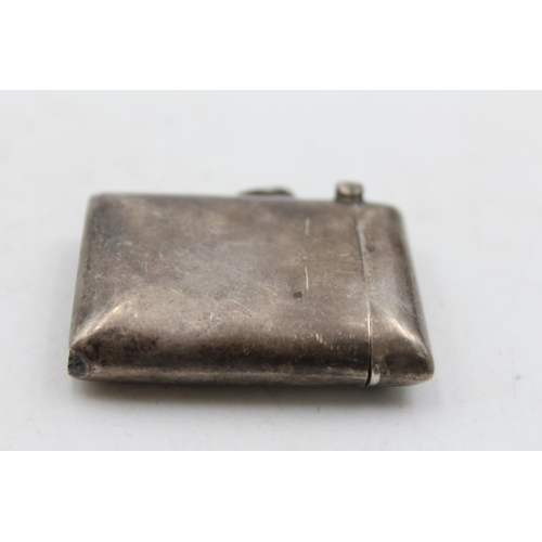 1269 - A George V. J Gloster Ltd. hallmarked Birmingham silver vesta case, dated 1916 - approx. gross weigh... 