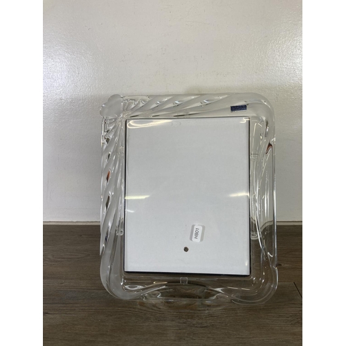 276 - A collection of glassware to include Waterford Crystal Marquis photo frame - approx. 34cm high x 28c... 