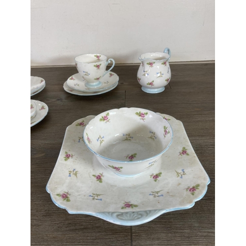 281 - A Shelley 2303 twenty one piece tea set