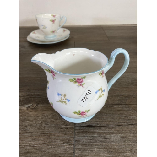 281 - A Shelley 2303 twenty one piece tea set