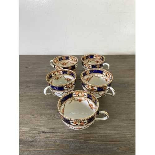 294 - An early 20th century Osborne China twenty piece tea set