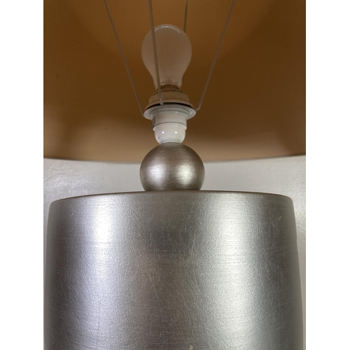 488 - A contemporary brushed metal table lamp