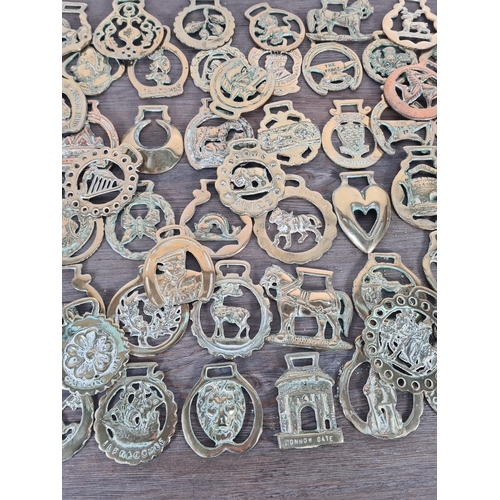 337 - Approx. 98 vintage horse brasses