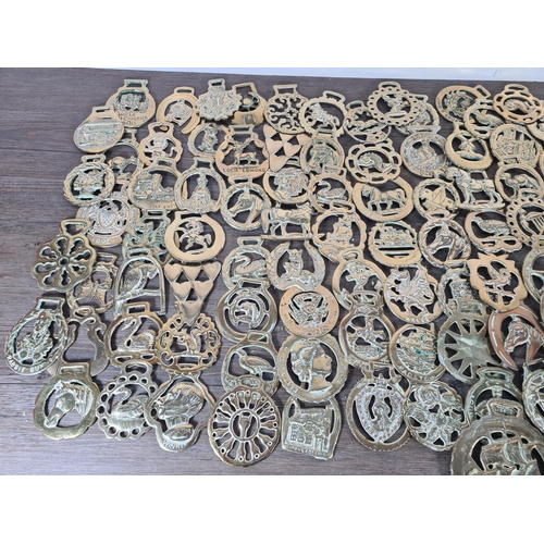 345 - Approx. 135 vintage horse brasses