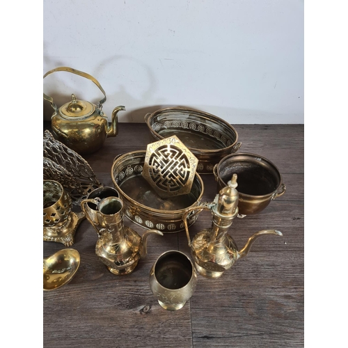 346 - A collection of metalware to include two Indian brass oval twin handled planters, Knighthood Old Eng... 