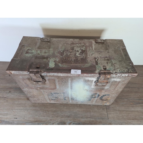 355 - A WWII military ammunition box, dated 1944 - approx. 33cm high x 50cm wide x 22cm deep