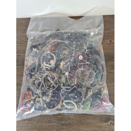 457 - Approx. 5.2kg of costume jewellery