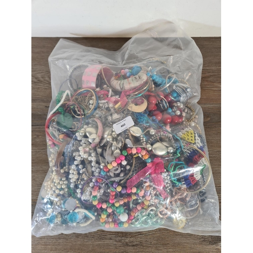 460 - Approx. 4.4kg of costume jewellery