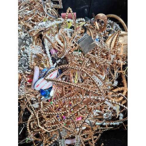 469 - Approx. 35kg of costume jewellery