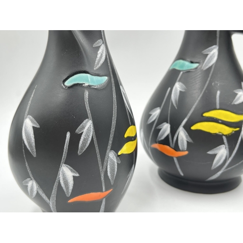 215 - A set of three mid 20th century Italian ceramic vases