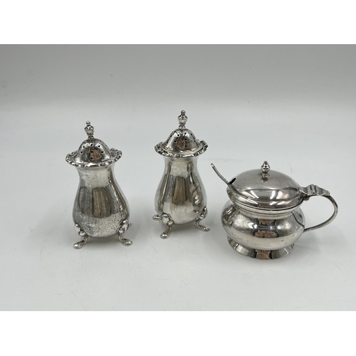 1246 - Three pieces of hallmarked Birmingham silver, one Deakin & Francis Ltd. mustard pot with glass inser... 