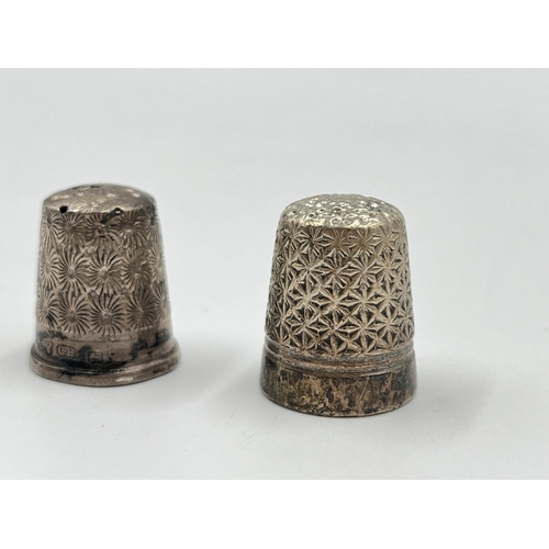 1287 - Two Charles Horner Dorcas silver thimbles - approx. gross weight 10 grams