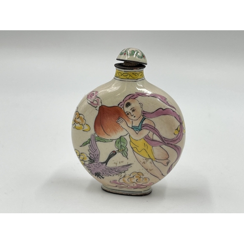 1237A - A Chinese hand painted enamel snuff bottle - approx. 7.5cm high