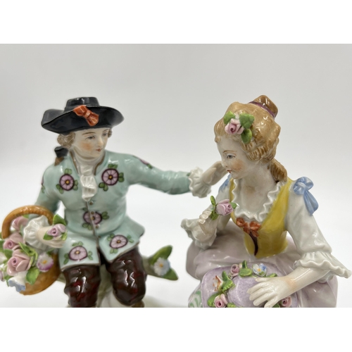 189 - A Sitzendorf hand painted porcelain group figurine - approx. 13cm high