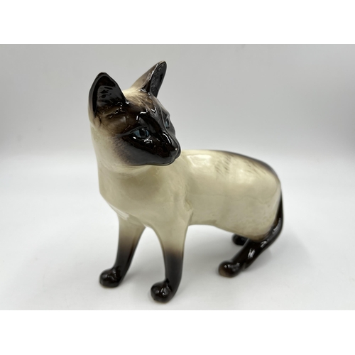 197 - A Beswick Siamese Cat figurine - approx. 16cm high